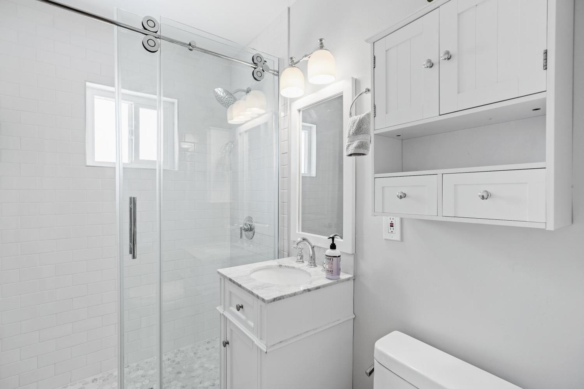 Peaceful Getaway With Renovated Amenities Apartamento